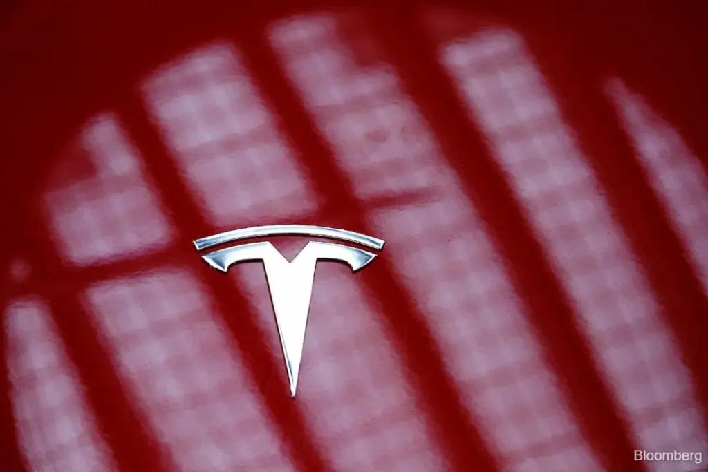 tesla_20250715091700_Bloomberg